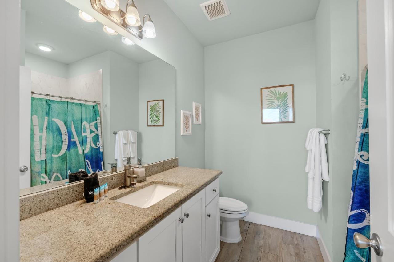 Coral Dreams-Luxe Cottage Steps From The Beach & Pool! غولف شورز المظهر الخارجي الصورة