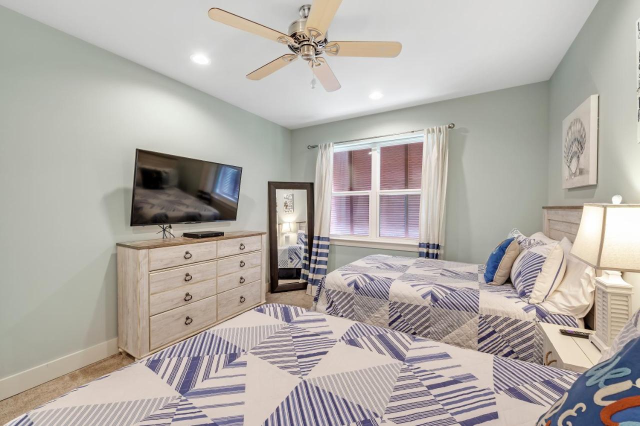 Coral Dreams-Luxe Cottage Steps From The Beach & Pool! غولف شورز المظهر الخارجي الصورة