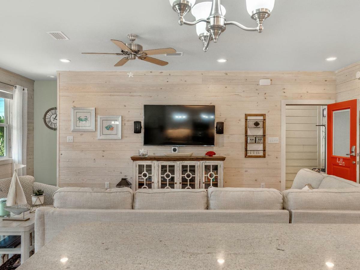 Coral Dreams-Luxe Cottage Steps From The Beach & Pool! غولف شورز المظهر الخارجي الصورة